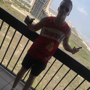 Meet your Posher, Maxwell